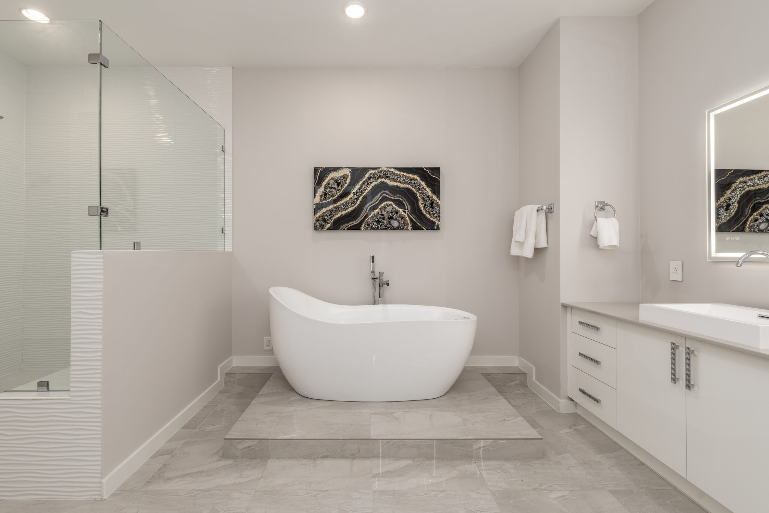 Real Estate Photography Luxury Bath