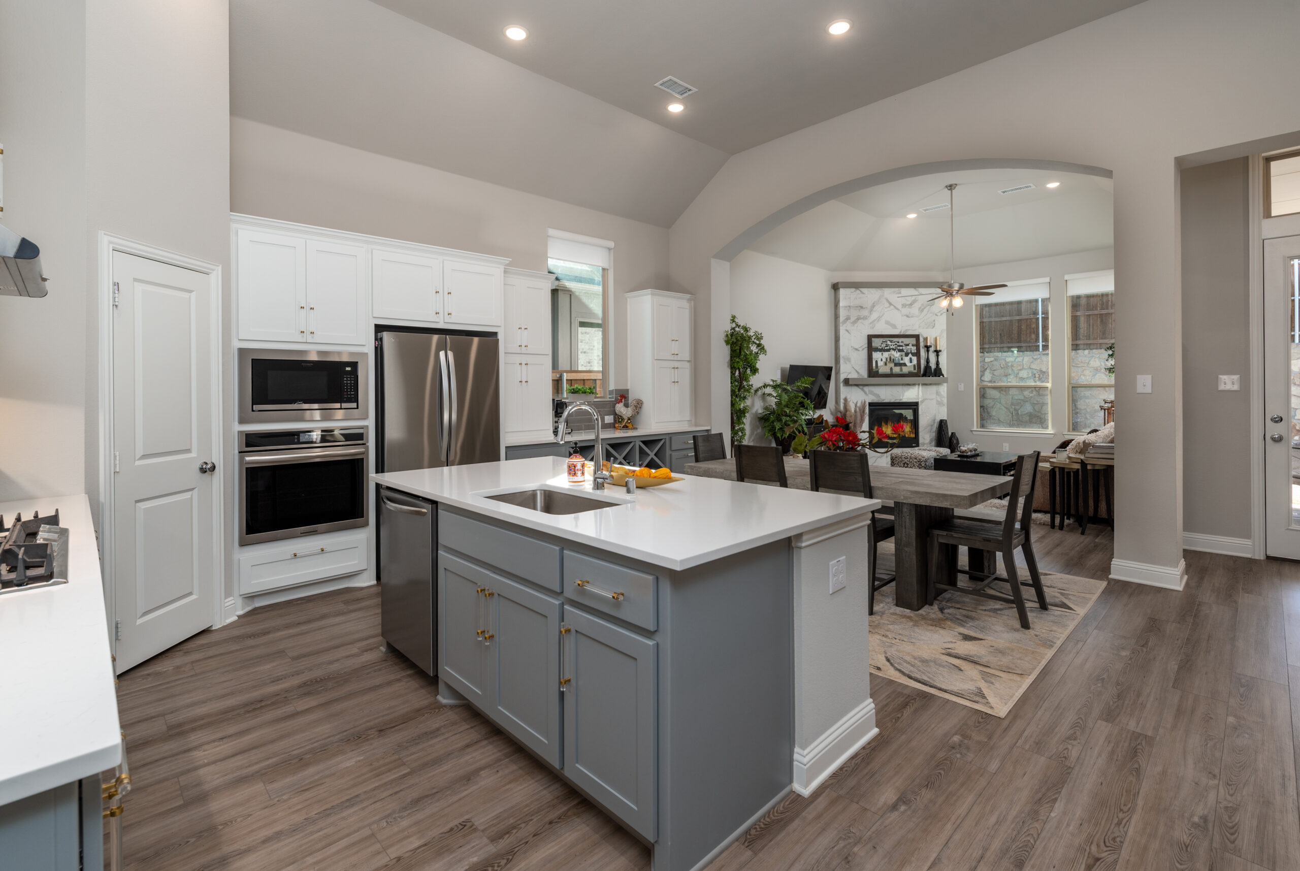 Real Estate Photography Custom Kitchen